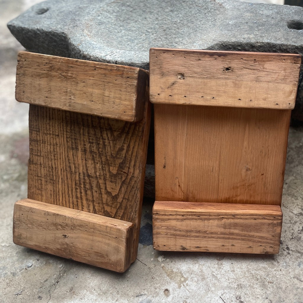 Kệ Gỗ Mini – Đế Trưng Bày Gỗ Thông – Decor Shop – Homestay – Quán Café